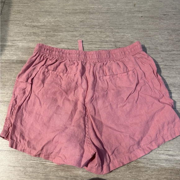 Quince linen Women's Shorts - Picture 3 of 3